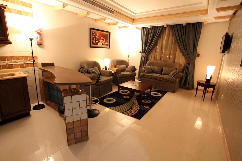 Lavande Suites Yanbu Rum bild