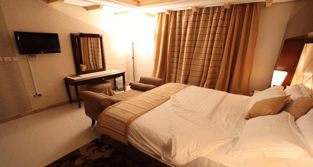 Lavande Suites Yanbu Rum bild