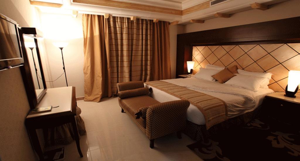 Lavande Suites Yanbu Rum bild
